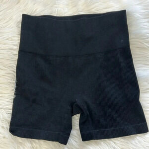 Colsie black ribbed biker shorts size small athletic bike shorts